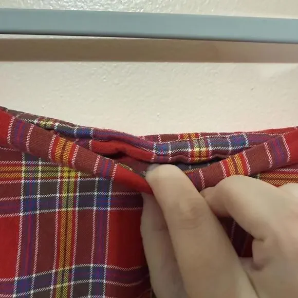 🔥 RED PLAID MINI SKIRT - ROMWE SIZE LARGE 🔥 - Picture 5 of 8